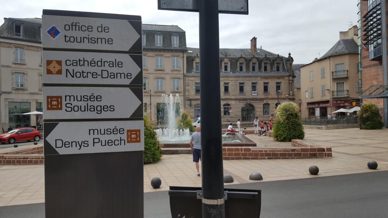 La Maison Bleue, Un Emplacement De Choix A Rodez Dış mekan fotoğraf